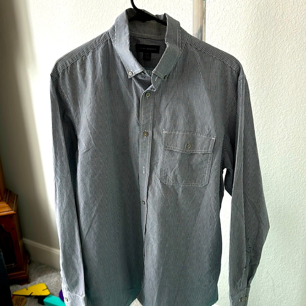 Banana Republic black/white gingham long sleeve button down